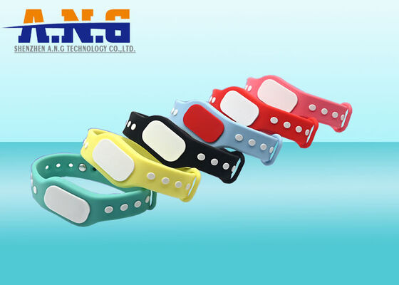 Newest Type High Quality Silicone RFID Wristband 13.56Mhz NFC Bracelet