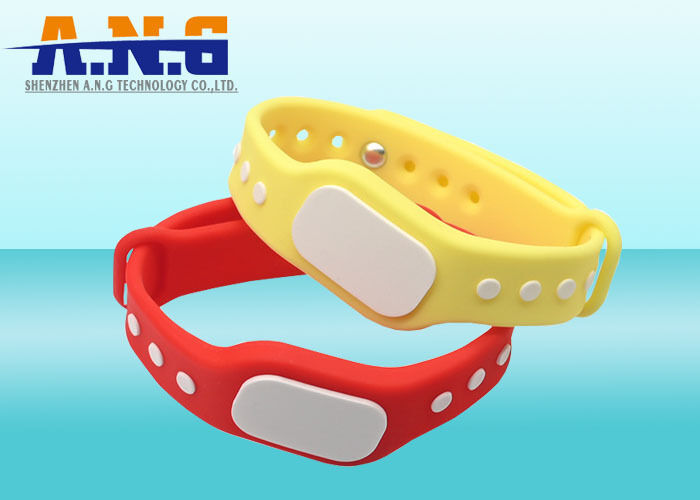 Newest Type High Quality Silicone RFID Wristband 13.56Mhz NFC Bracelet