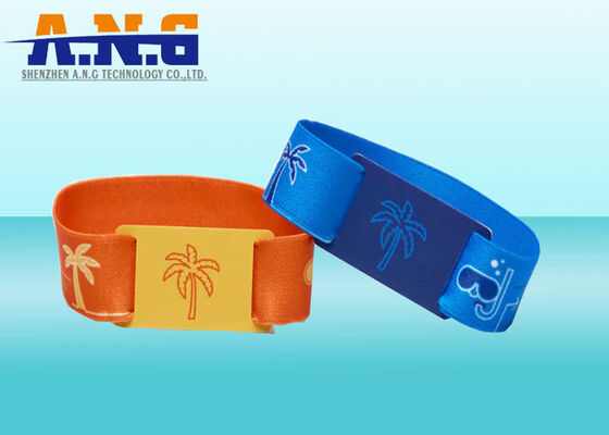 Brazalete NFC resistente al agua de tejido de pulsera RFID elástica para hoteles Resorts Cruceros
